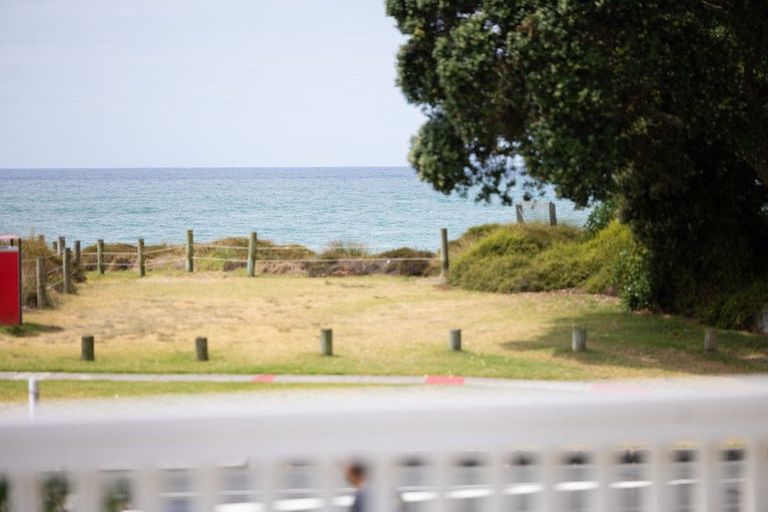 Photo of property in 4 Oceanbeach Road, Mount Maunganui, 3116