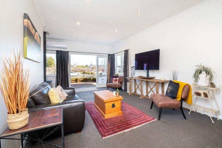 Photo of property in 5 Moeller Street, Taradale, Napier, 4112