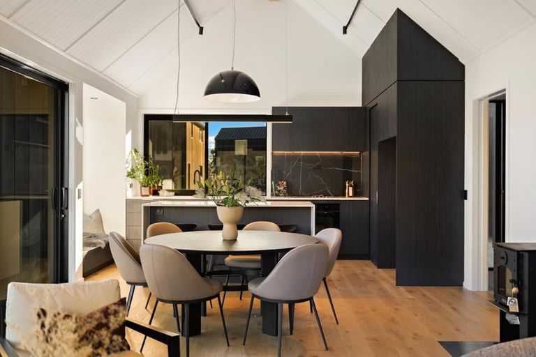 Photo of property in 7 Mckenzies Shute, Jacks Point, Queenstown, 9371