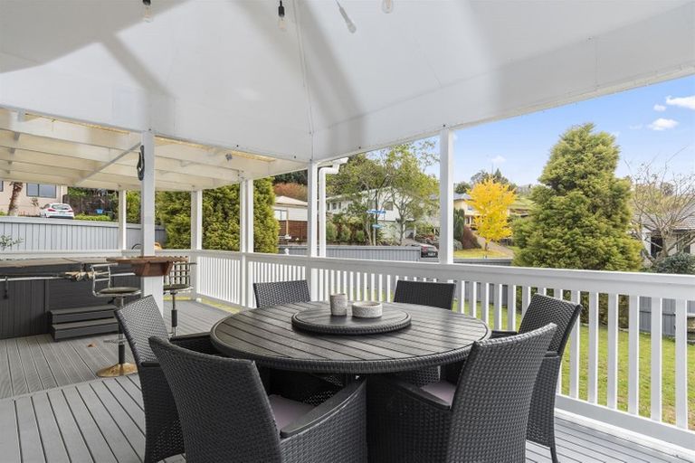 Photo of property in 1 Highgrove Place, Bethlehem, Tauranga, 3110