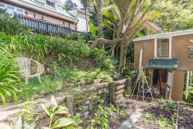Photo of property in 36 Paturoa Road, Titirangi, Auckland, 0604