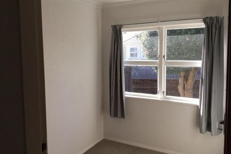 Photo of property in 16 Marsden Street, Levin, 5510