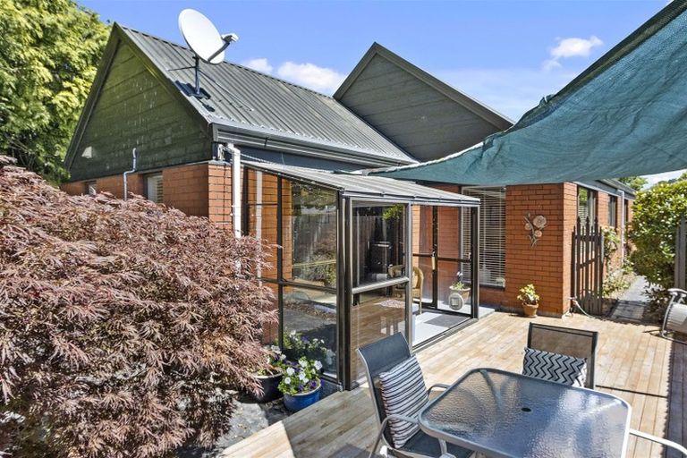 Photo of property in 22 Bowen Street, Upper Riccarton, Christchurch, 8041
