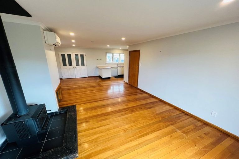 Photo of property in 63 Dunedin Street, Redwood, Christchurch, 8051