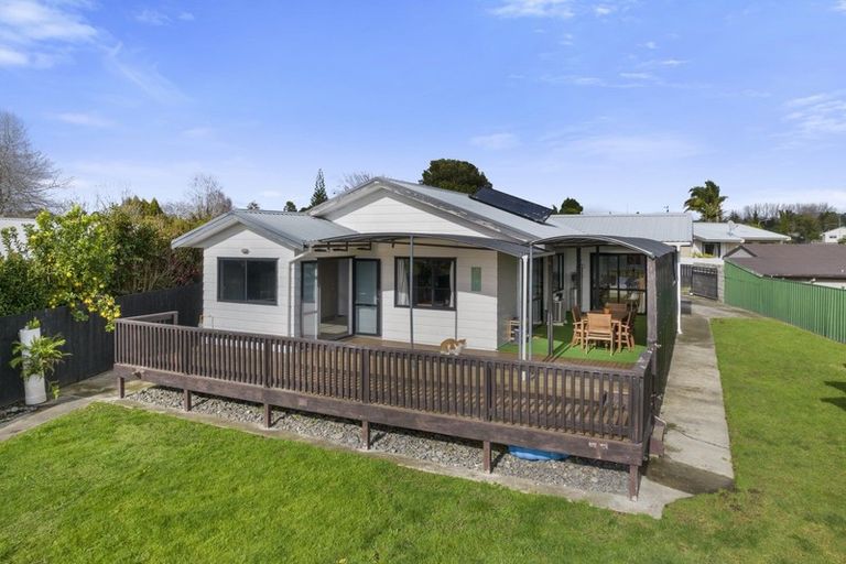 Photo of property in 4 Gray Avenue, Te Puke, 3119