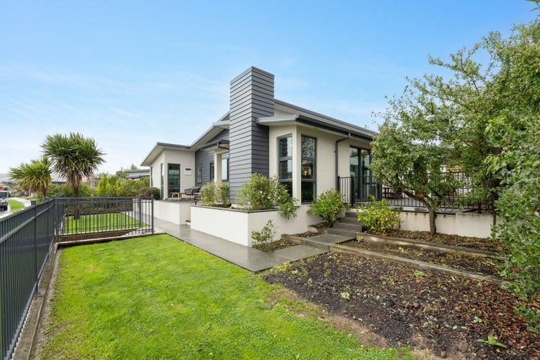Photo of property in 26 Grandvista Drive, Green Island, Dunedin, 9018