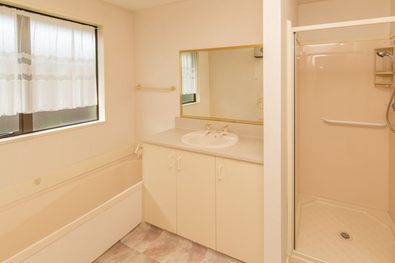 Photo of property in 33 Isaac Wilson Road, Kaiapoi, 7630