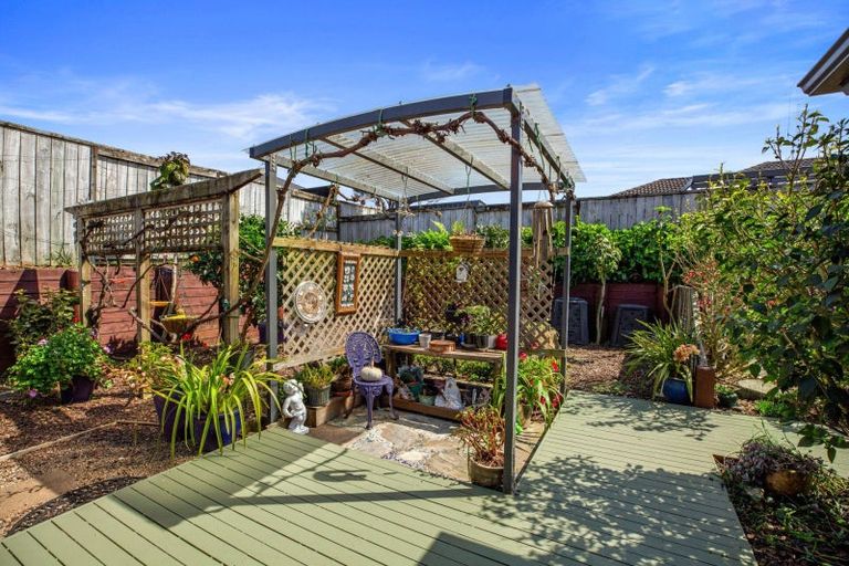 Photo of property in 5 Kirtle Close, Pyes Pa, Tauranga, 3112