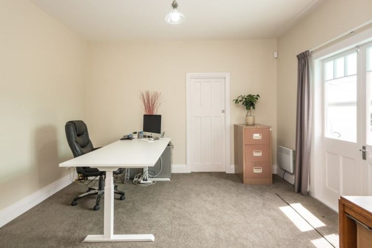 Photo of property in 192 Riverlaw Terrace, Saint Martins, Christchurch, 8022