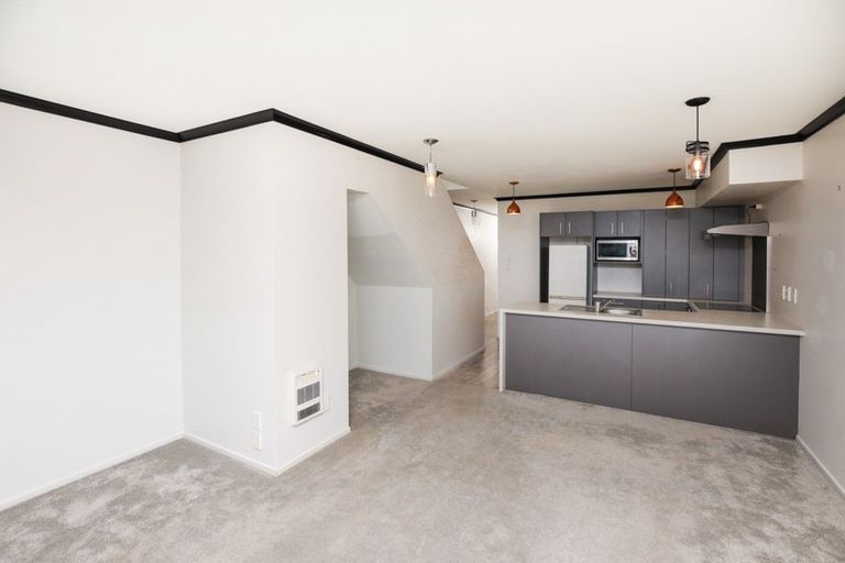 Photo of property in 9h Denver Place, Hamilton East, Hamilton, 3216