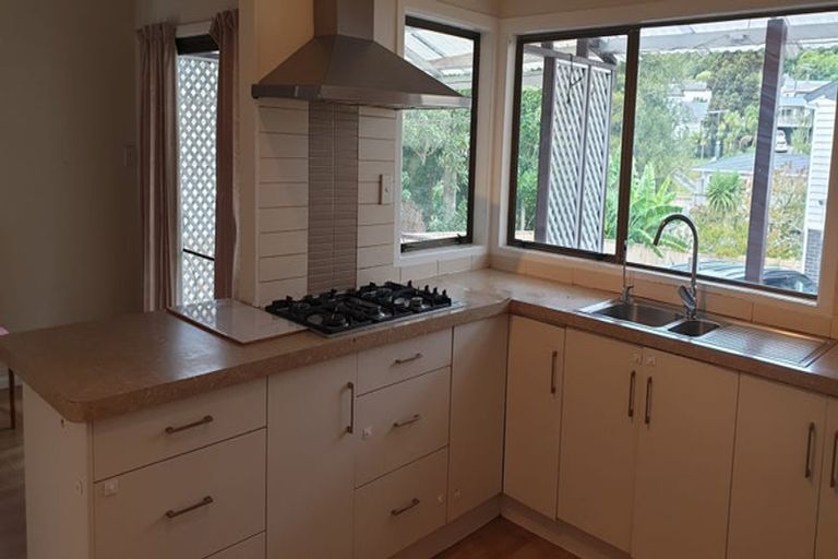 Photo of property in 59 Moore Street, Hillcrest, Auckland, 0627