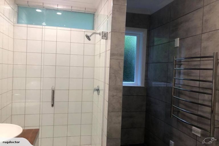 Photo of property in 70 Chamberlain Road, Karori, Wellington, 6012