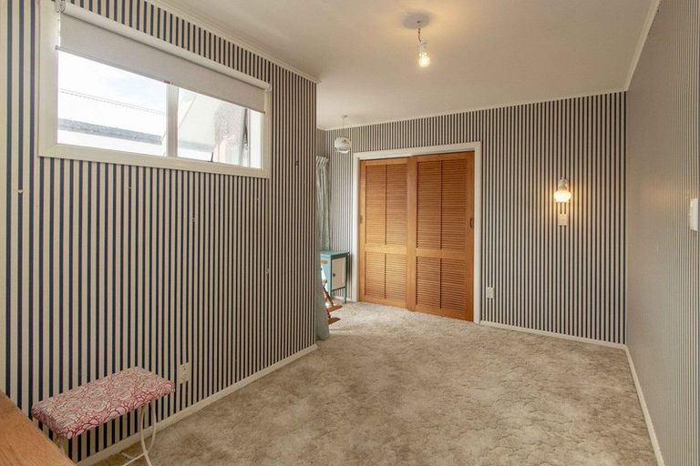 Photo of property in 19 Pukeko Place, Westshore, Napier, 4110
