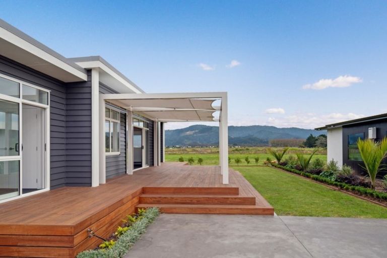 Photo of property in 91 Kupe Drive, Whitianga, 3510