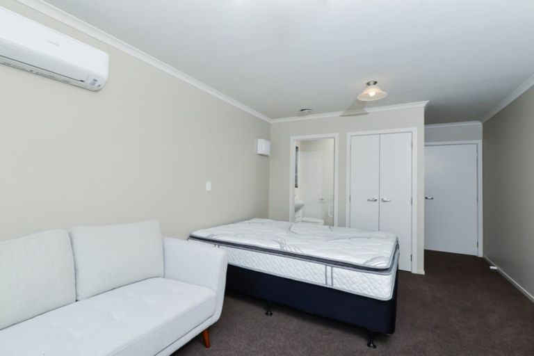 Photo of property in 21u1 Park Terrace, Hamilton Central, Hamilton, 3204