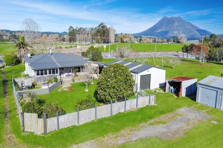 Photo of property in 228 Kawerau Road, Putauaki, Whakatane, 3192
