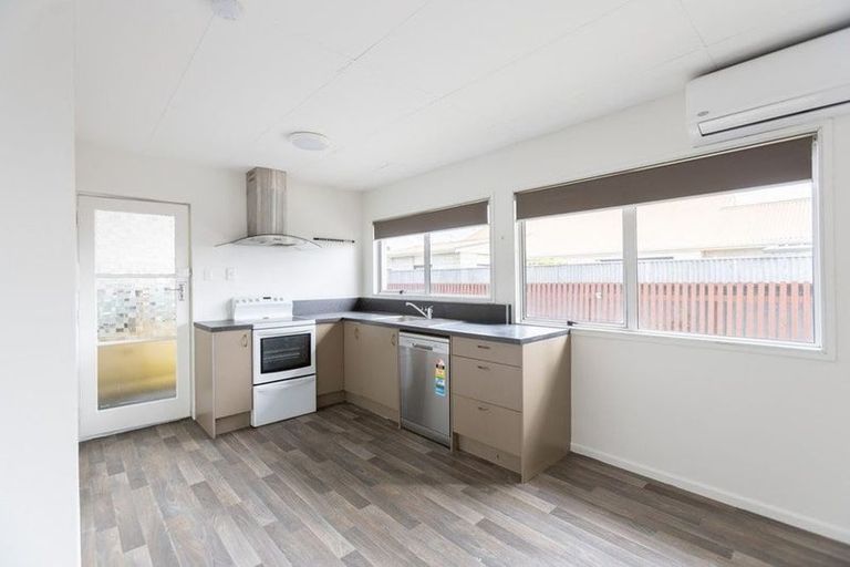 Photo of property in 6/8 Lee Road, Taradale, Napier, 4112
