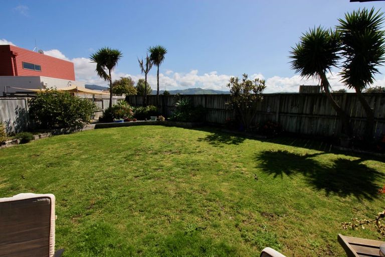 Photo of property in 52 Kupe Drive, Whitianga, 3510