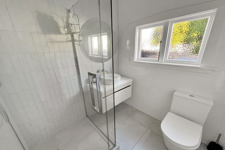 Photo of property in 155 Weston Road, St Albans, Christchurch, 8052