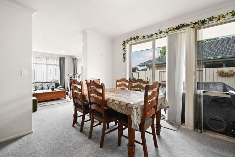 Photo of property in 4 Kingroyal Lane, Hamilton East, Hamilton, 3216