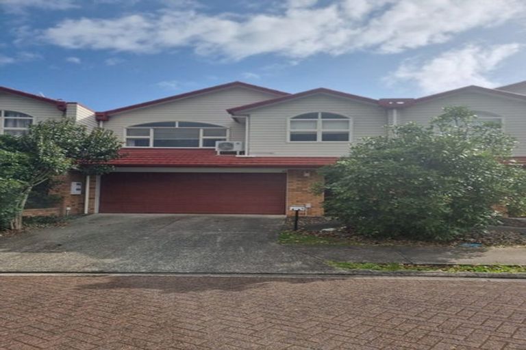 Photo of property in 4 Lime Crescent, Papakura, 2110