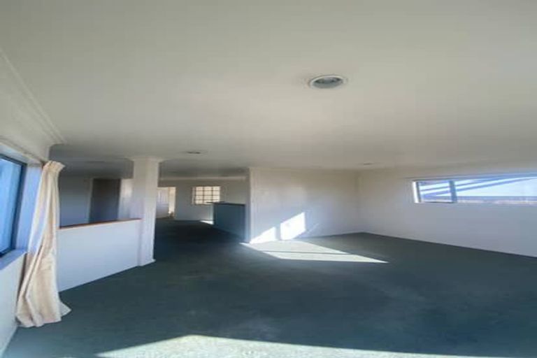 Photo of property in 409b Devonport Road, Tauranga South, Tauranga, 3112