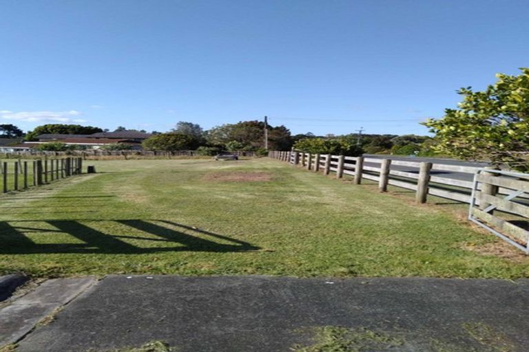 Photo of property in 31 Marsden Point Road, Ruakaka, 0116