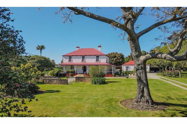 Photo of property in 374 Te Ahu Ahu Road, Waimate North, Kaikohe, 0472