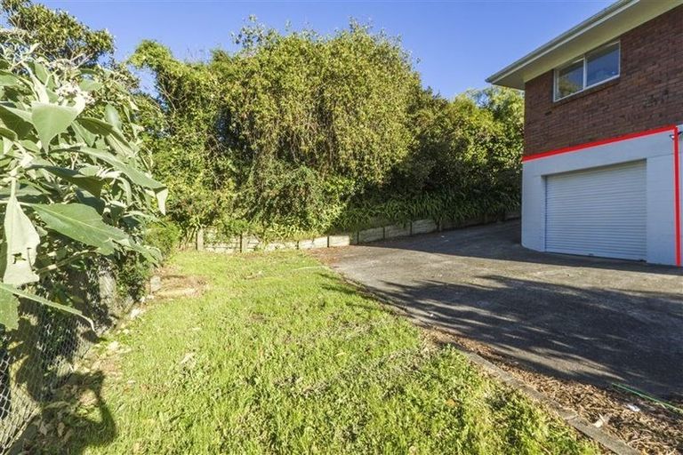 Photo of property in 1/65 High Road, Glenfield, Auckland, 0629
