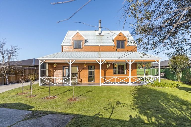 Photo of property in 13 Farmar Street, Mayfield, Blenheim, 7201