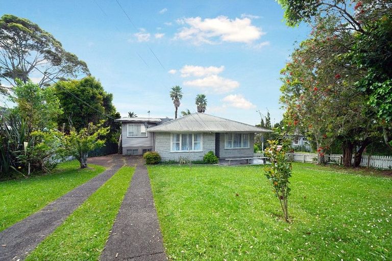 Photo of property in 93 Rosier Road, Glen Eden, Auckland, 0602