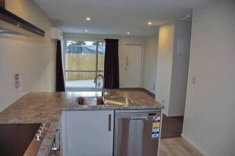 Photo of property in 135 Edgeware Road, St Albans, Christchurch, 8014