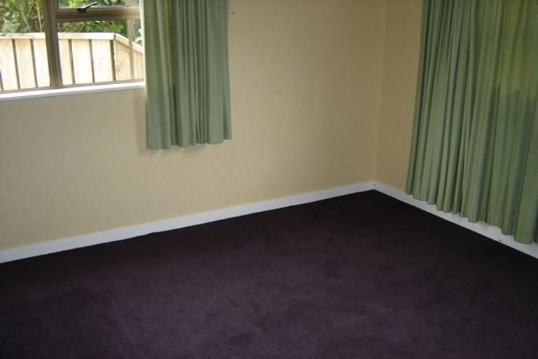 Photo of property in 6 Ballina Drive, Churton Park, Wellington, 6037