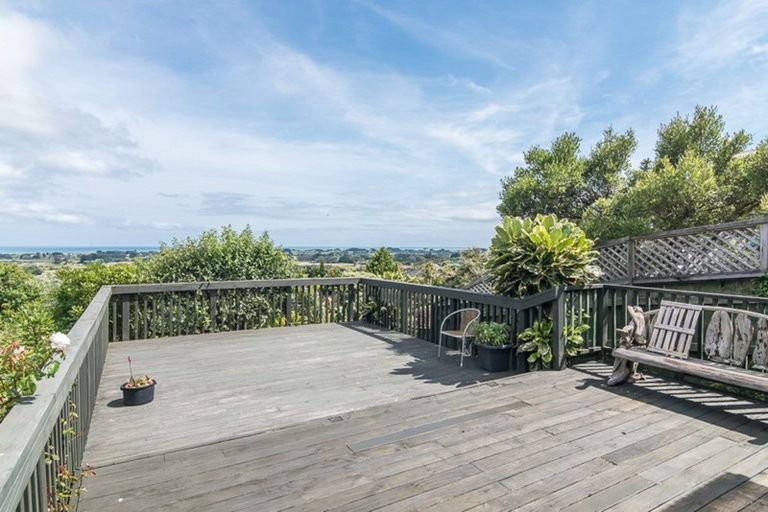 Photo of property in 63 Kotare Street, Waikanae, 5036