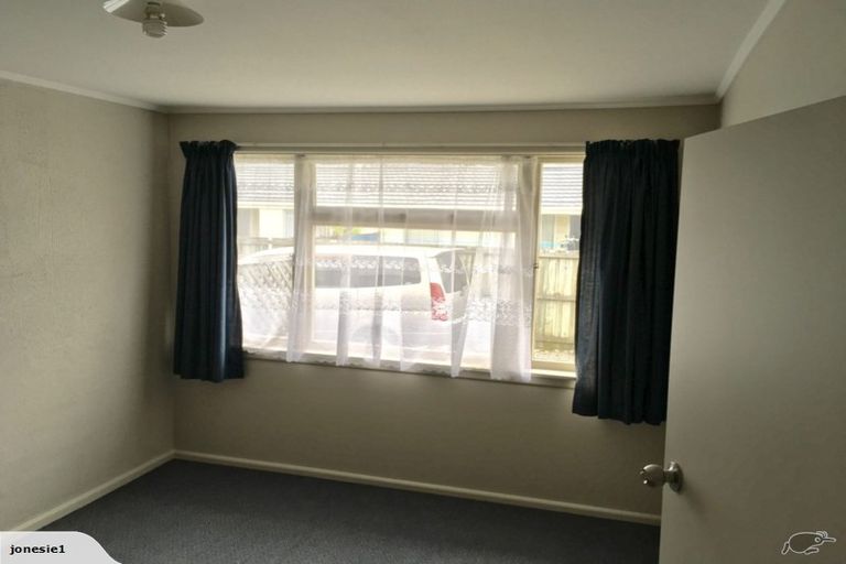 Photo of property in 2/474 Hereford Street, Linwood, Christchurch, 8011