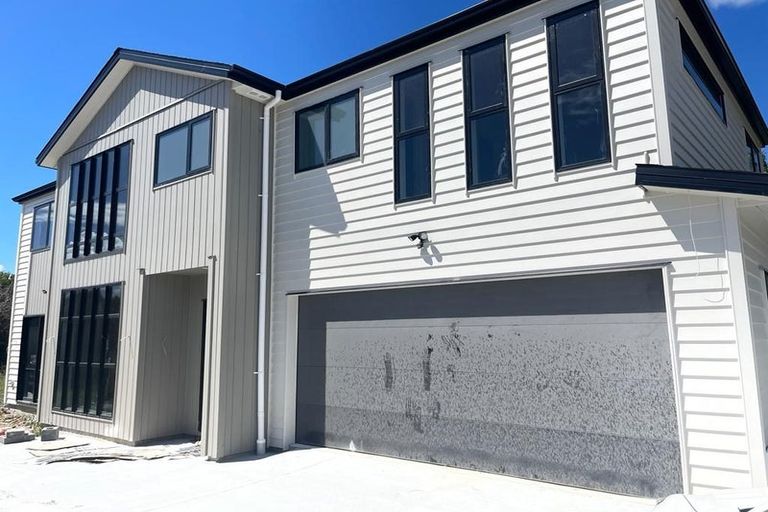 Photo of property in 23 Francesco Drive, Karaka, Papakura, 2113