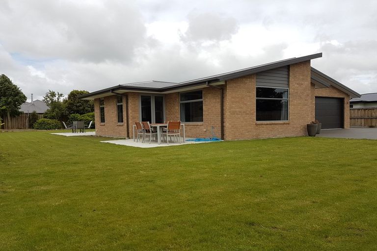 Photo of property in 14c Manor Drive, Rolleston, 7614