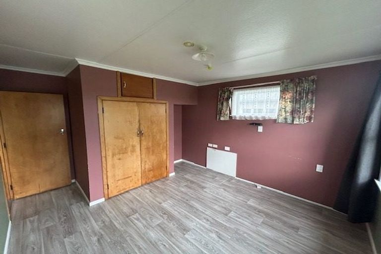 Photo of property in 20 Bartholomew Road, Levin, 5510