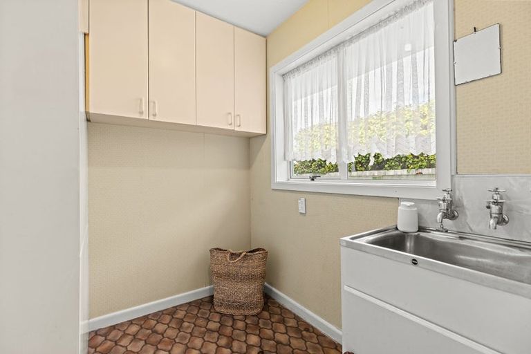 Photo of property in 15 Pembroke Street, Avondale, Christchurch, 8061