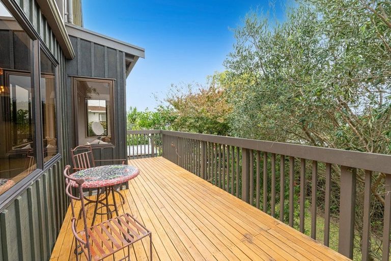 Photo of property in 22b Stanmore Bay Road, Stanmore Bay, Whangaparaoa, 0932