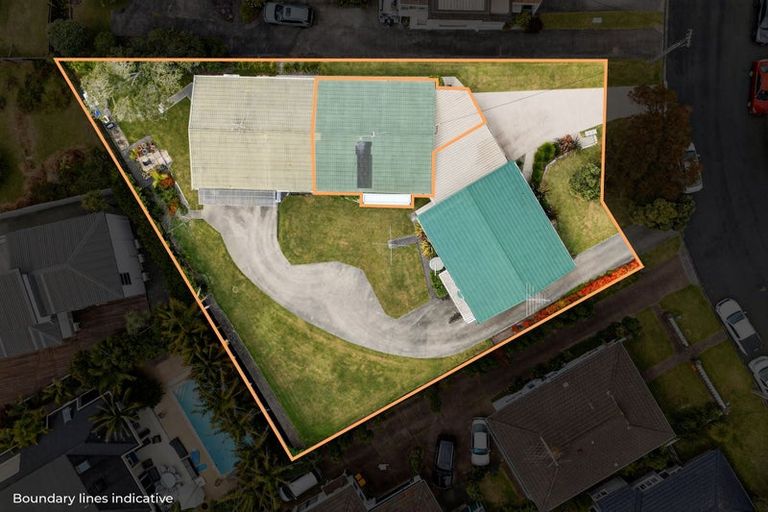 Photo of property in 2/35 Rangitoto Terrace, Milford, Auckland, 0620