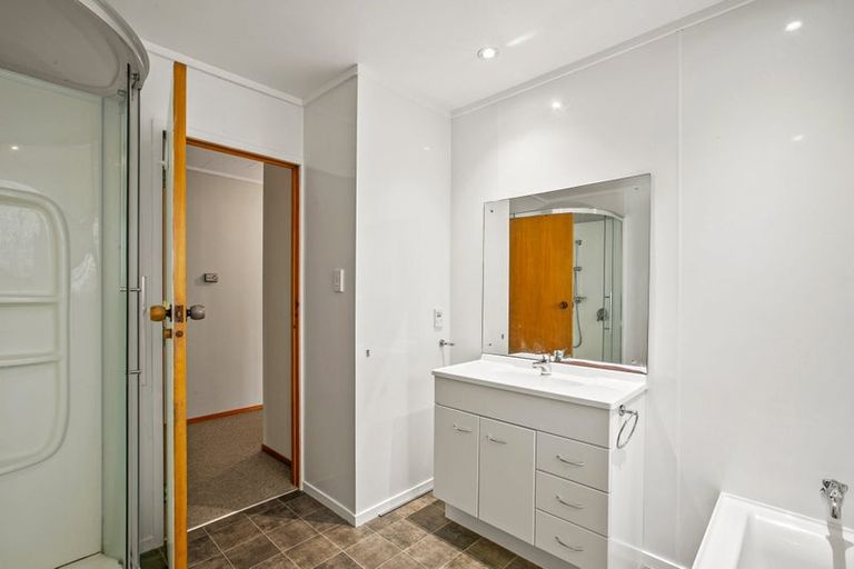 Photo of property in 11 Tasman Street, Vogeltown, New Plymouth, 4310