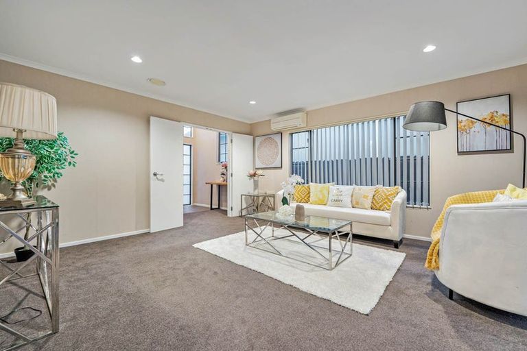 Photo of property in 4a Dapple Place, Flat Bush, Auckland, 2019