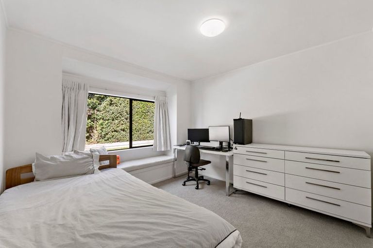 Photo of property in 2/42 Beulah Avenue, Rothesay Bay, Auckland, 0630