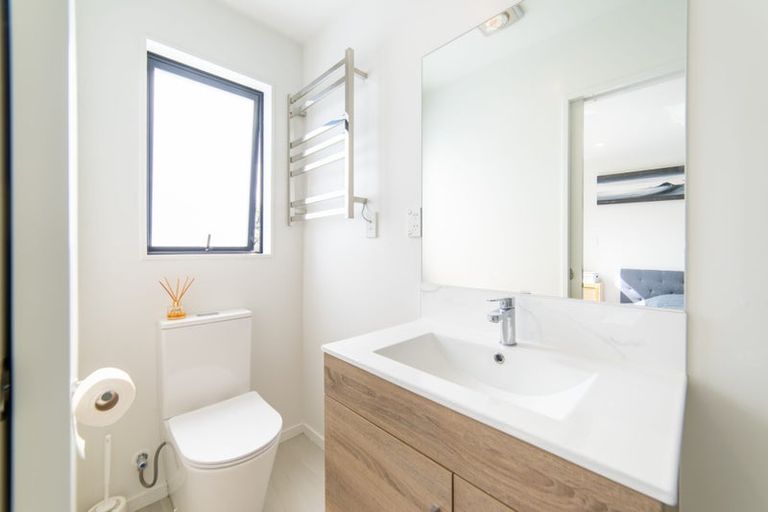Photo of property in 2/20 Eban Avenue, Hillcrest, Auckland, 0627