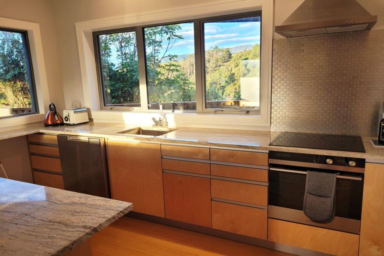 Photo of property in 47 Seymour Grove, Kingsley Heights, Upper Hutt, 5018