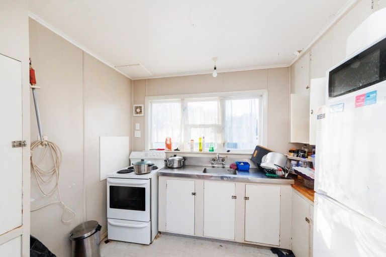 Photo of property in 7 Renfrew Place, Highbury, Palmerston North, 4412