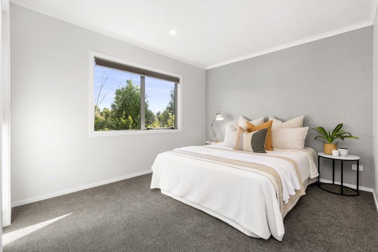 Photo of property in 2/10 Gazeley Avenue, Silverdale, Hamilton, 3216
