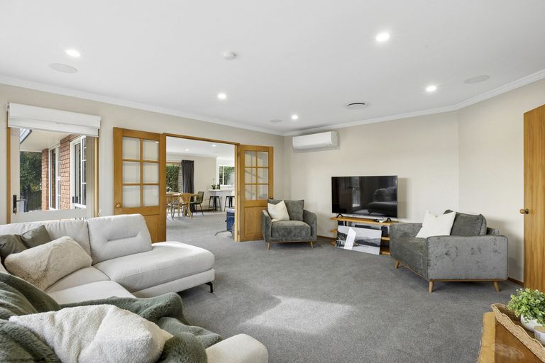Photo of property in 33 Howorth Road, Fairfield, Dunedin, 9018