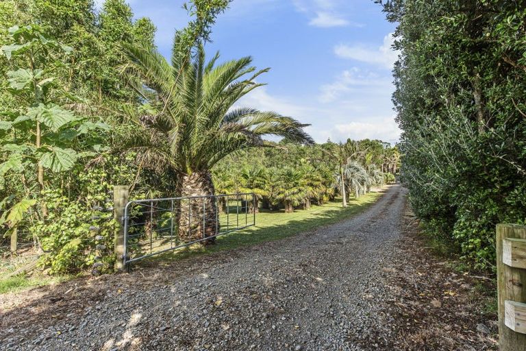 Photo of property in 6388a South Road, Pungarehu, 4685